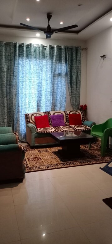 Living Room in 2 BHK Apartment at Patiala Road – for Rent