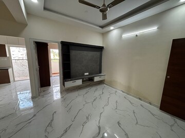 Room in 2 BHK Apartment at Hsr Layout – for Rent