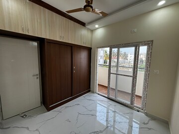 Room in 2 BHK Apartment at Hsr Layout – for Rent