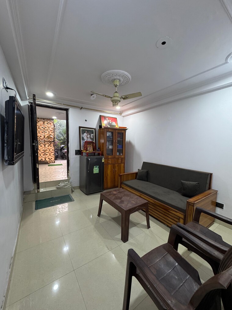 Living Room, malviya nagar 2 Bedroom 700 Sq.Ft. Builder Floor In Malviya Nagar Delhi 9496744