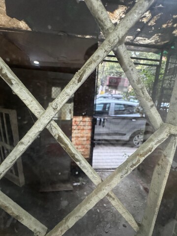 Furnished Amenities in 2 BHK Builder Floor at Malviya Nagar – for Rent