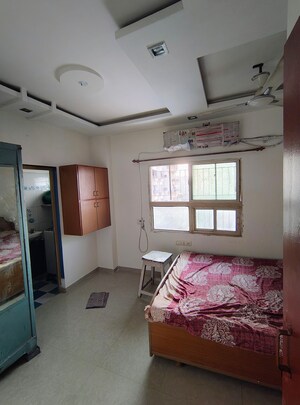 Bedroom in 3 BHK Penthouse at Thaltej – for Rent