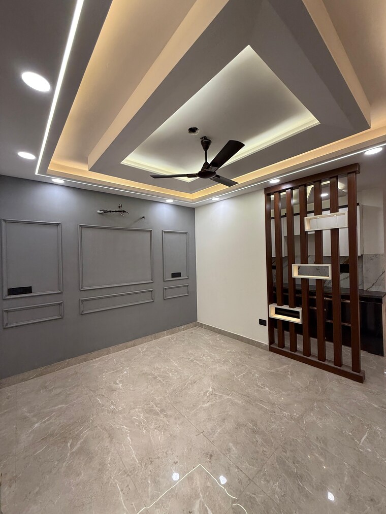 Room, govindpuri 3 Bedroom 900 Sq.Ft. Builder Floor In Govindpuri Delhi 9496844