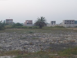  Plot – Exterior View View at Raebareli Road - for Sale