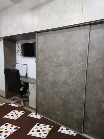 Room in 2 BHK Apartment at Kohinoor Tinsel Town Phase 2, Hinjewadi – for Rent