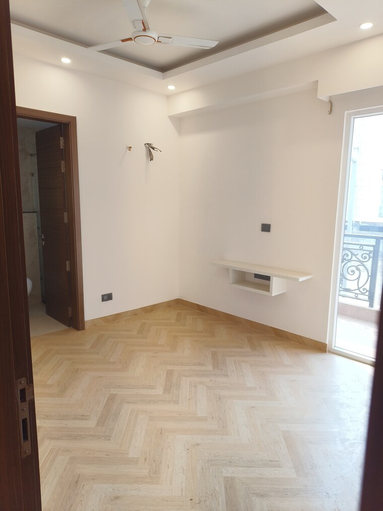 Room, raj-one-good-earth 3 Bedroom 1700 Sq.Ft. Builder Floor In Sector 71 Gurgaon 9497130