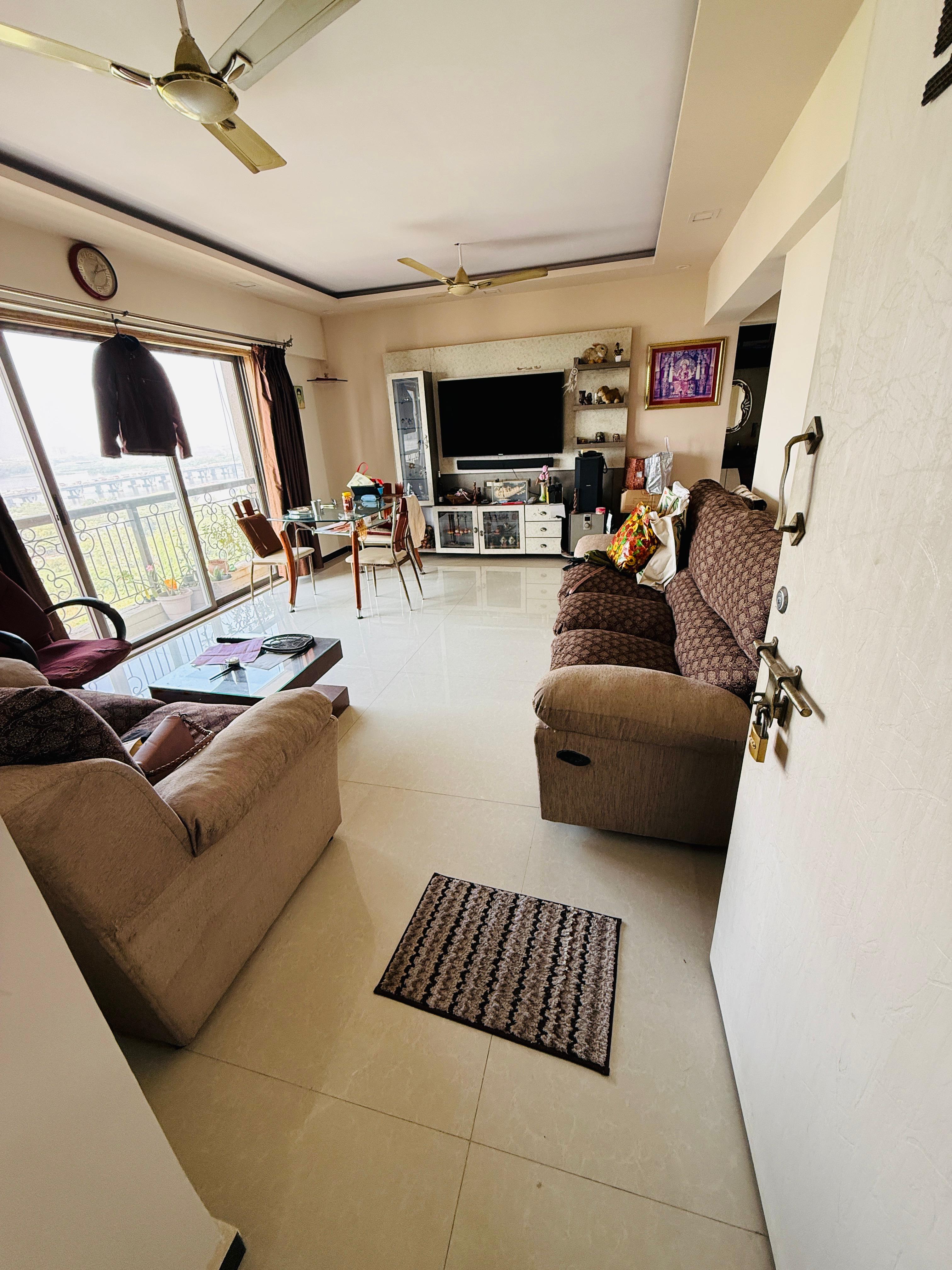 3 BHK + Extra Room Apartment For Rent in Ozone Valley