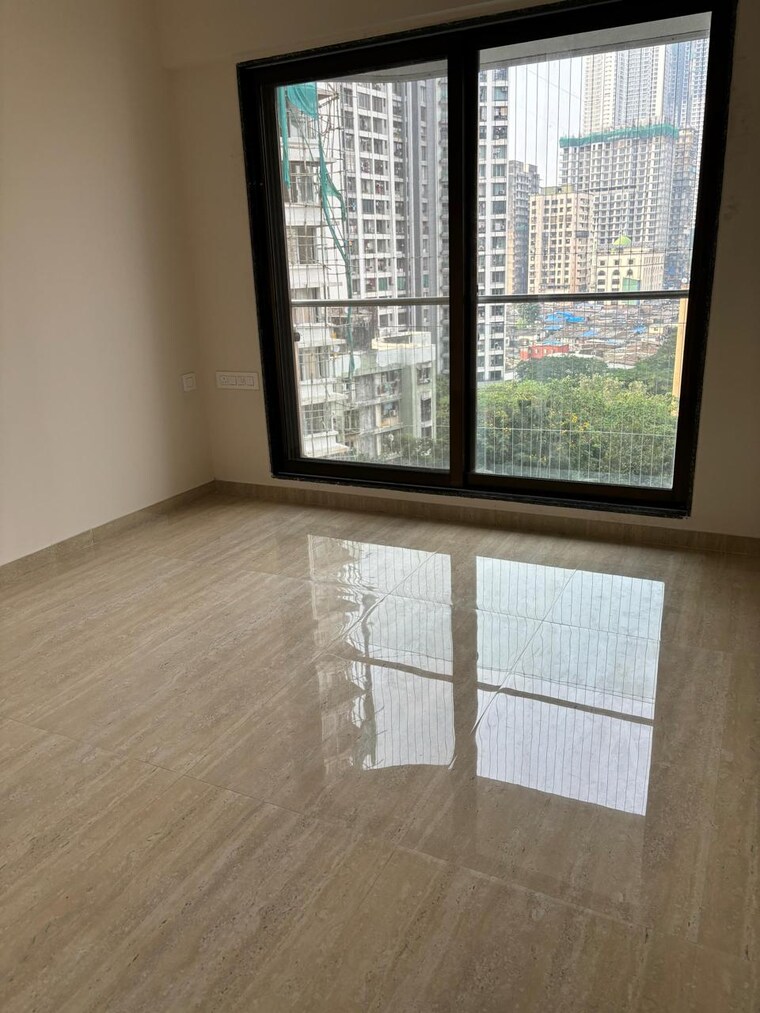 Room, je-and-vee-om-trimurti 2 Bedroom 687 Sq.Ft. Apartment In Malad East Mumbai 9497013