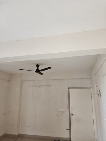 Furnished Amenities in 1 BHK Apartment at Shree Vardhman Green Court, Sector 90 – for Sale