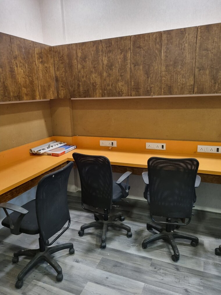 Team Area, crystal-plaza-andheri-west Commercial Office Space 250 Sq.Ft. In Andheri West Mumbai 9496952