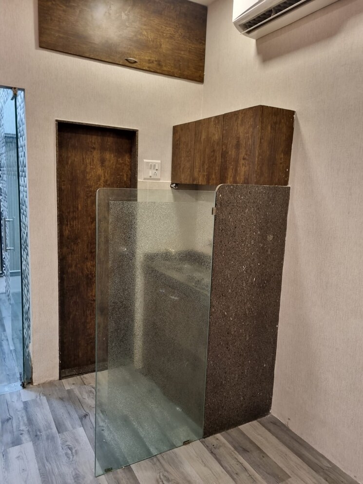 Living Room, crystal-plaza-andheri-west Commercial Office Space 250 Sq.Ft. In Andheri West Mumbai 9496952