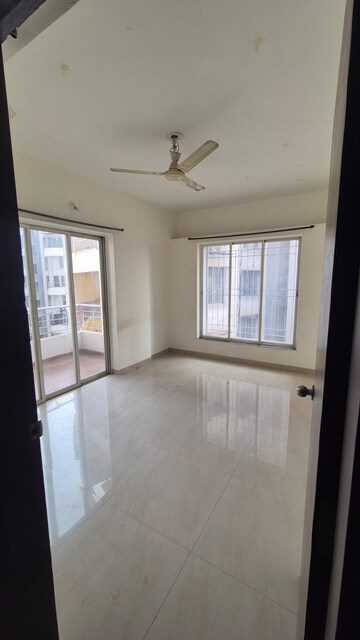 2 BHK Apartment For Rent in B K Pate Golden Petals, Karve Nagar