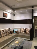 1350 Sq.Ft. Pg in Sector 75