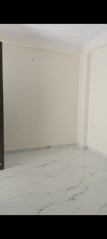 Bedroom in 1 BHK Builder Floor at Chattarpur – for Rent