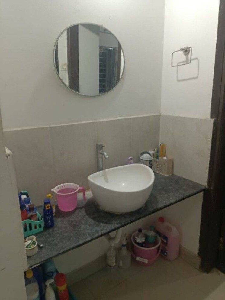 Bathroom, wakad 2 Bedroom 850 Sq.Ft. Apartment In Wakad Pune 9497019
