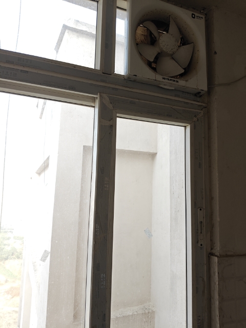 1 BHK + Pooja Room Apartment For Sale in Shree Vardhman Green Court