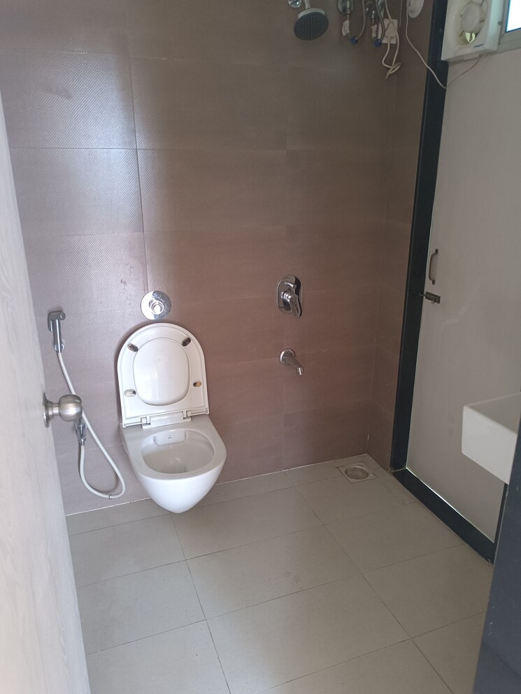 Bathroom, ashar-metro-towers 1 Bedroom 478 Sq.Ft. Apartment In Vartak Nagar Thane 9497088
