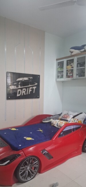 Bedroom in 2 BHK Apartment at Wakad – for Rent