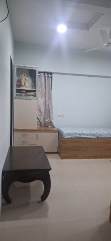 Furnished Amenities in 2 BHK Apartment at Wakad – for Rent