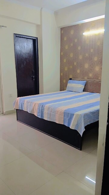  Pg For Rent in Sector 75