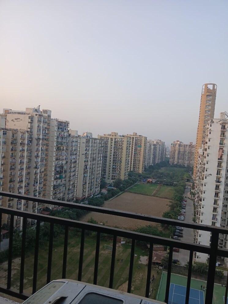 Balcony, sector 75 Pg For Girls In Sector 75 9497122