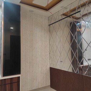 Room in 2 BHK Apartment at Lodha Luxuria, Majiwada – for Rent