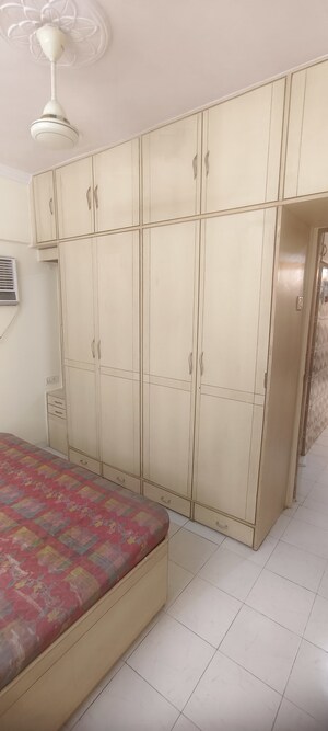 Bedroom in 1 BHK Apartment at Gokul Vihar II, Kandivali East – for Rent