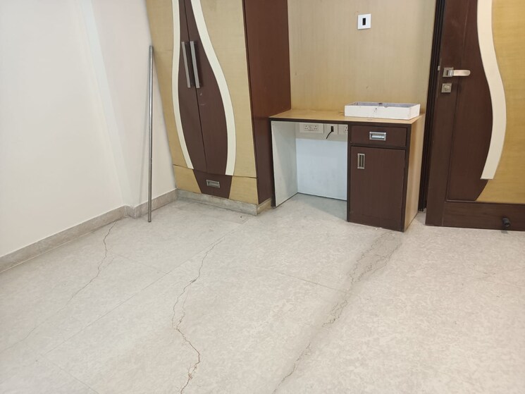 Bedroom, surajmal vihar 3 Bedroom 1800 Sq.Ft. Builder Floor In Surajmal Vihar Delhi 9497256