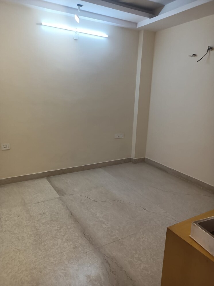 Bedroom, surajmal vihar 3 Bedroom 1800 Sq.Ft. Builder Floor In Surajmal Vihar Delhi 9497256