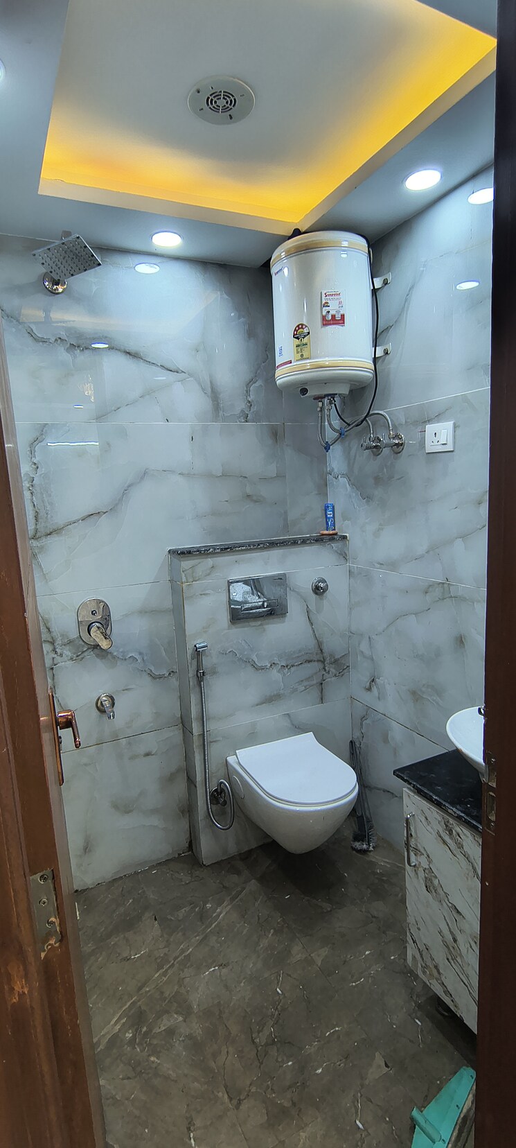 Bathroom, panchsheel vihar 2 Bedroom 630 Sq.Ft. Builder Floor In Panchsheel Vihar Delhi 9497259