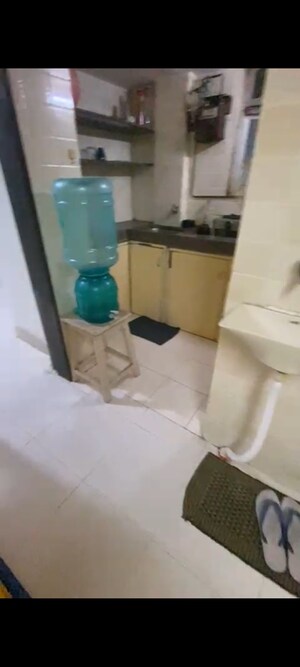 Kitchen in 1.5 BHK Apartment at Andheri East – for Rent