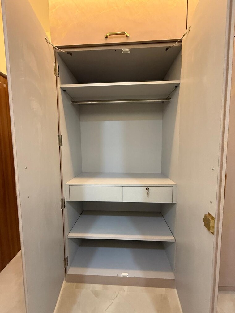 undefined, sheth-irene 2 Bedroom 667 Sq.Ft. Apartment In Malad West Mumbai 9497344