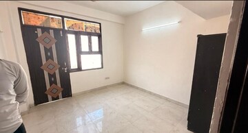 Room in 1 BHK Builder Floor at Saket – for Rent