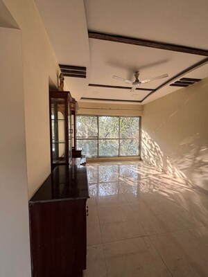 Bedroom in 2 BHK Apartment at Sadguna Raj Ek Jyot Sukriti, Chembur – for Rent