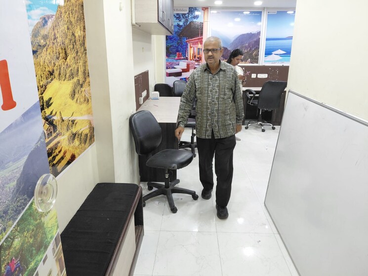 Team Area, diamond-chambers Commercial Office Space 600 Sq.Ft. In Chowringhee Kolkata 9497484