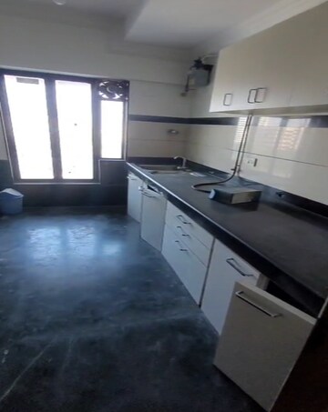 Kitchen in 2 BHK Apartment at Vanamali CHS, Chembur – for Rent
