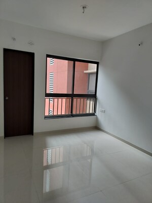 Room in 2 BHK Apartment at Shapoorji Pallonji Joyville Hinjewadi, Hinjewadi – for Rent