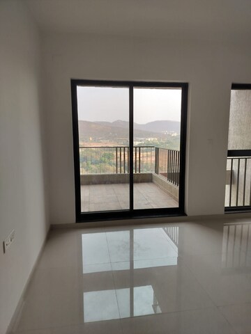Room in 2 BHK Apartment at Shapoorji Pallonji Joyville Hinjewadi, Hinjewadi – for Rent