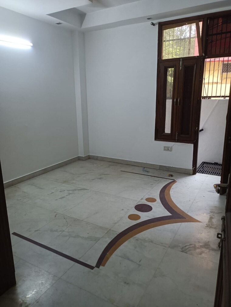 Bedroom, vigyan vihar 3 Bedroom 1800 Sq.Ft. Builder Floor In Vigyan Vihar Delhi 9497699