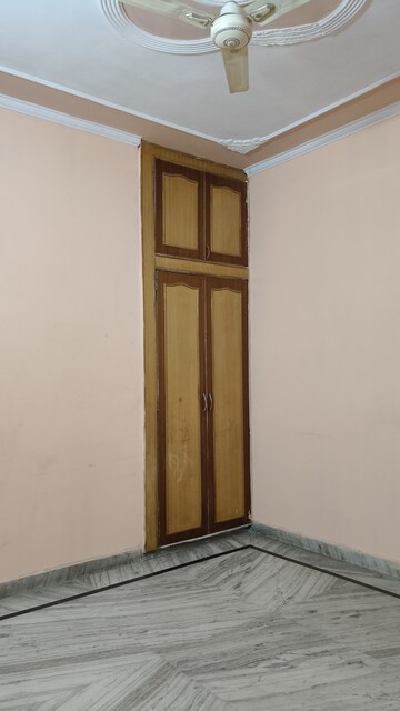 1.5 BHK Builder Floor For Rent in Sector 16