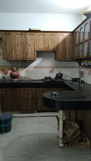 Kitchen in 1.5 BHK Builder Floor at Sector 16 – for Rent