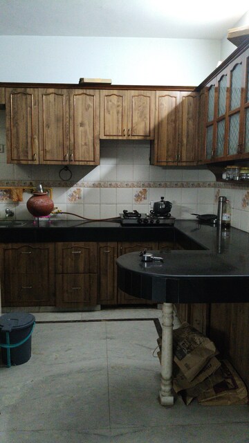 Kitchen in 1.5 BHK Builder Floor at Sector 16 – for Rent