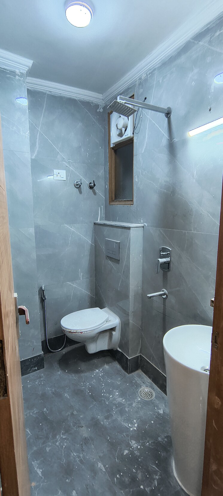 Bathroom, panchsheel vihar 3 Bedroom 855 Sq.Ft. Builder Floor In Panchsheel Vihar Delhi 9497794