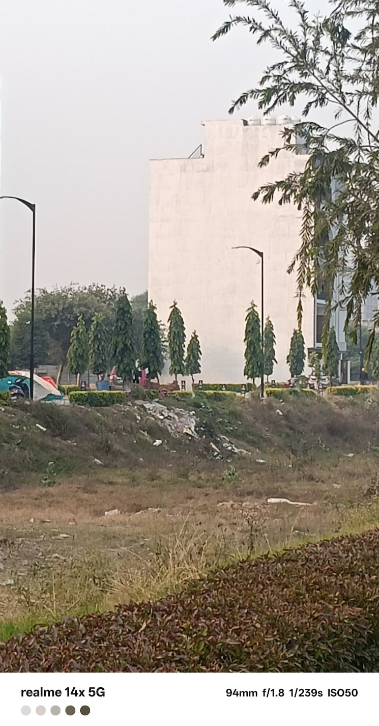 undefined, bptp-district-phase-2  150 Sq.Yd. Plot In Sector 84 Faridabad 9497703