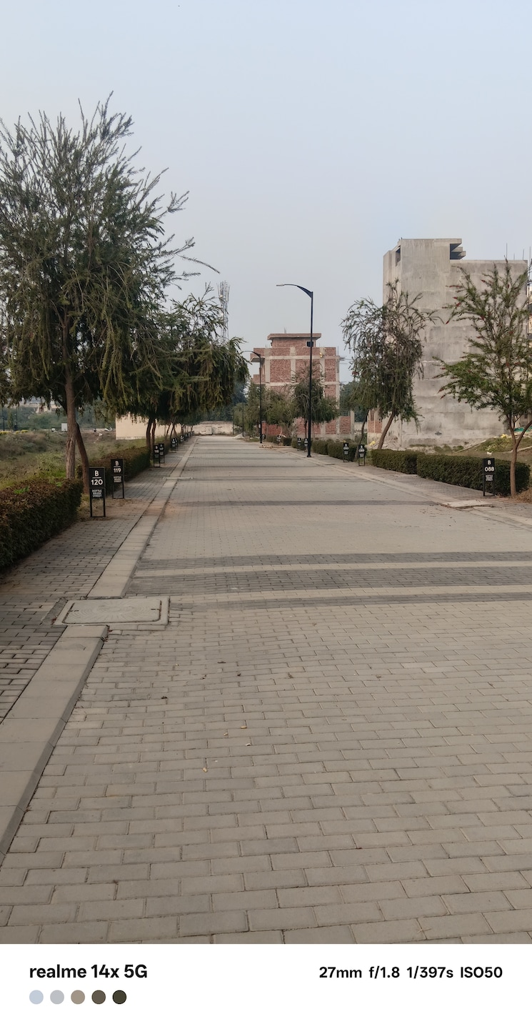 Exterior View, bptp-district-phase-2  150 Sq.Yd. Plot In Sector 84 Faridabad 9497703