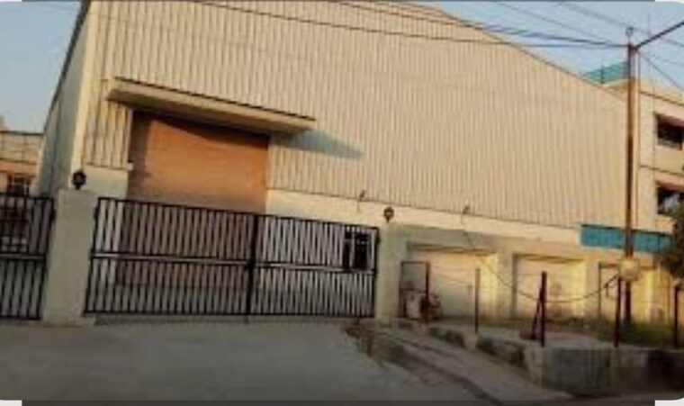 Exterior View, sector 36 Commercial Warehouse 6000 Sq.Ft. In Sector 36 Gurgaon 9497644