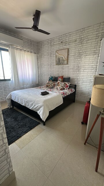 Bedroom in 1 BHK Apartment at Jyoti Complex, Goregaon East – for Rent