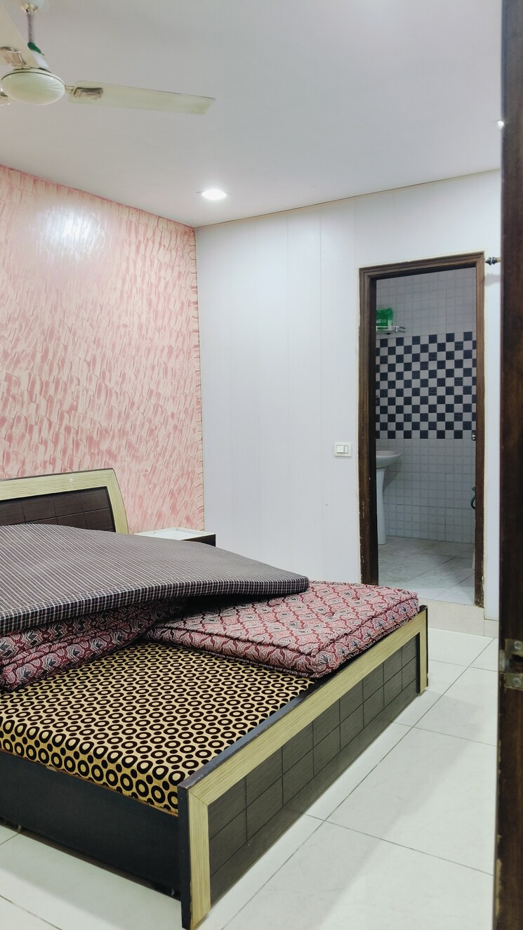 Bedroom, sector 16 4 Bedroom 3150 Sq.Ft. Independent House In Sector 16 Faridabad 9497753