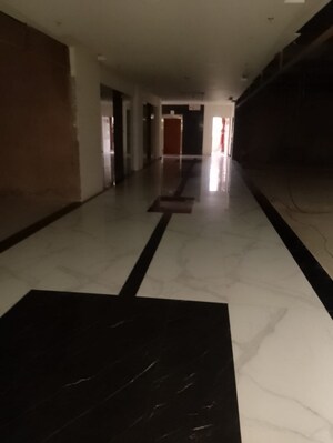 Building Lobby in  Shop at Main Road – for Sale