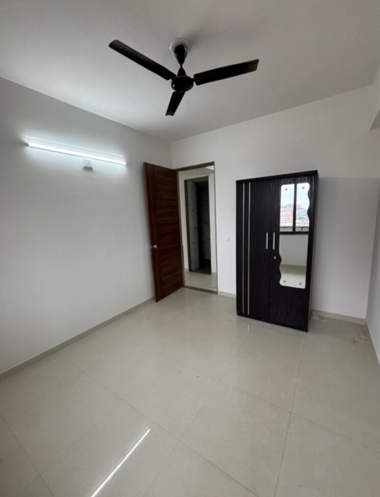 Room, chandkheda 3 Bedroom 1485 Sq.Ft. Apartment In Chandkheda Ahmedabad 9497802